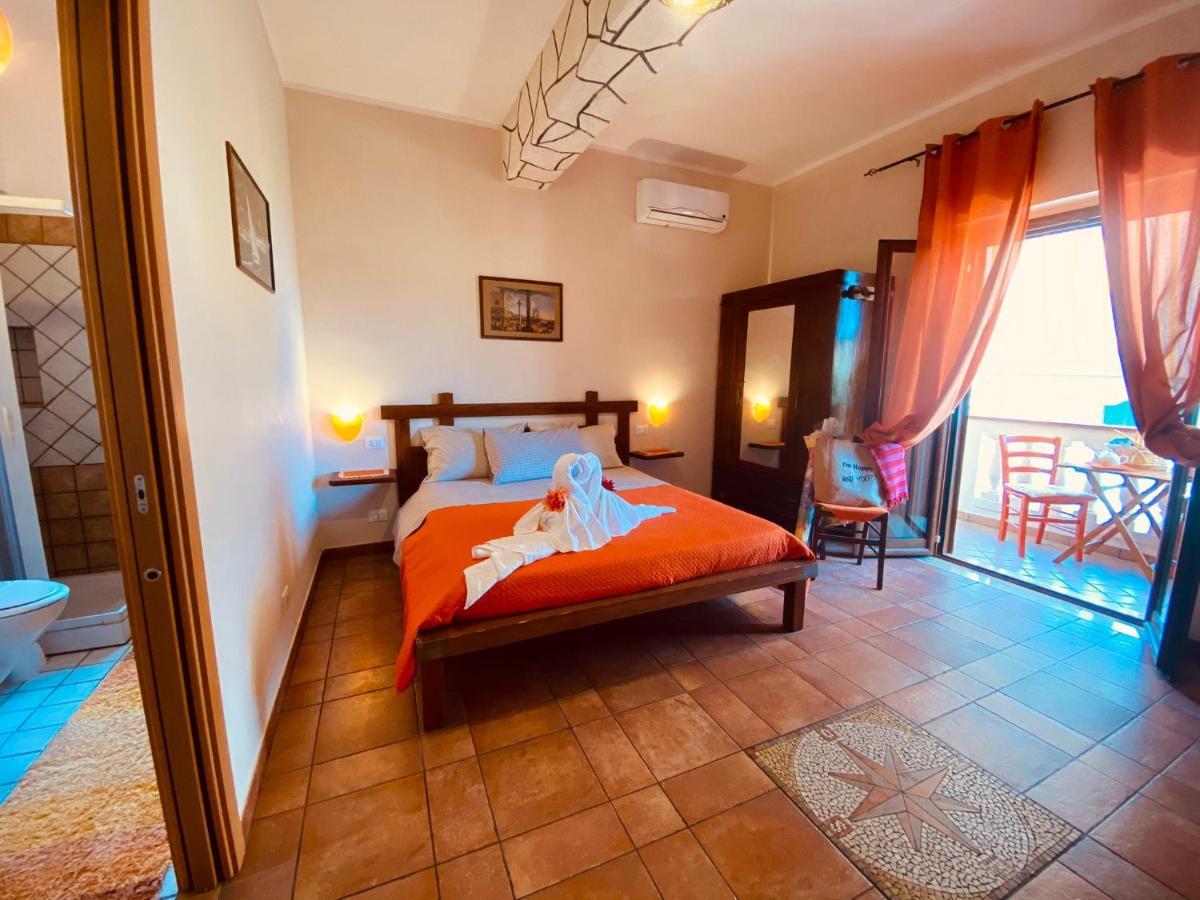 Rosa Dei Venti Accomodation Тропеа Екстериор снимка