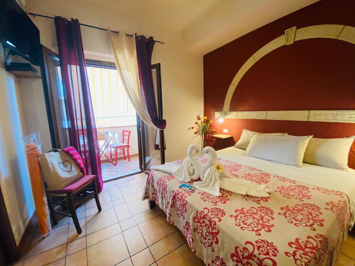 Rosa Dei Venti Accomodation Тропеа Екстериор снимка
