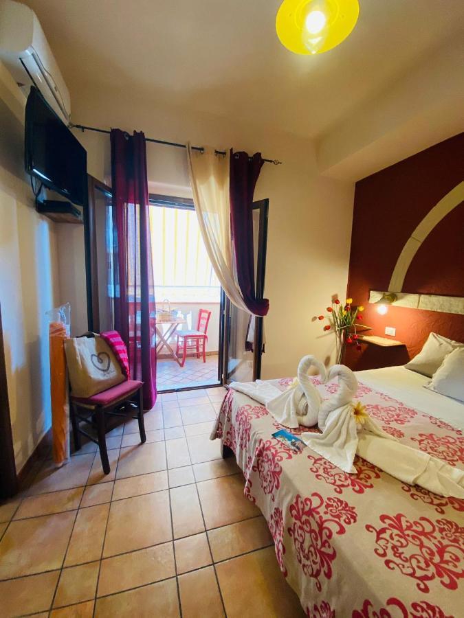 Rosa Dei Venti Accomodation Тропеа Екстериор снимка